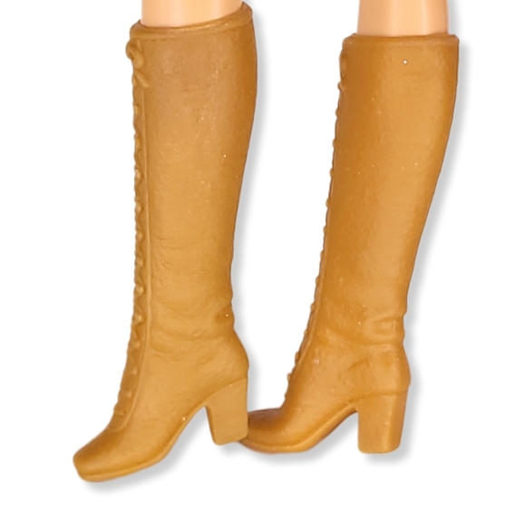 Barbie 70s Boots Tan Knee High Heels MOD Laced Squishy Soft Rubber Vtg Korea - Picture 3 of 3
